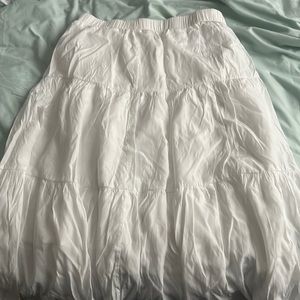 Random white long skirt